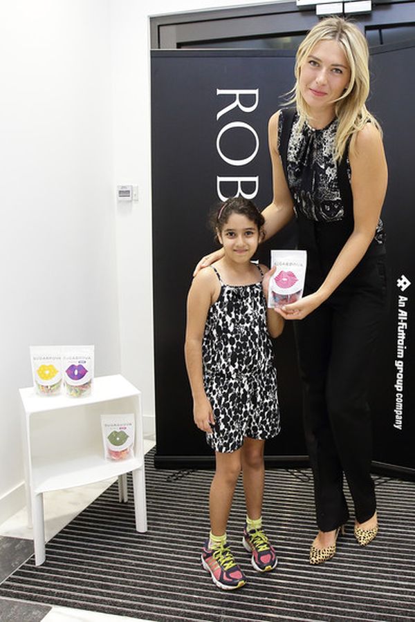 Maria Sharapova a lansat Sugarpova la Singapore