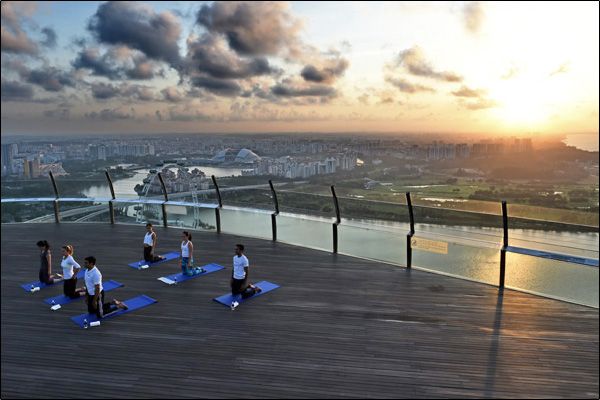 simona halep yoga singapore