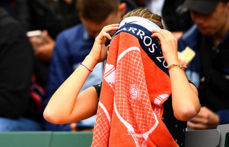 Amanda Anisimova a invins-o la Roland Garros pe Simona Halep