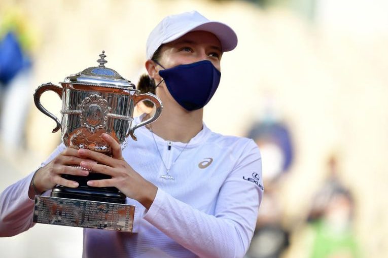 Iga Swiatek este campioană la Roland Garros 2020