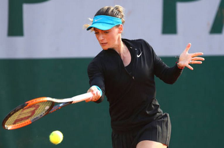 Ana Bogdan a purtat un costum negru la Roland Garros 2018