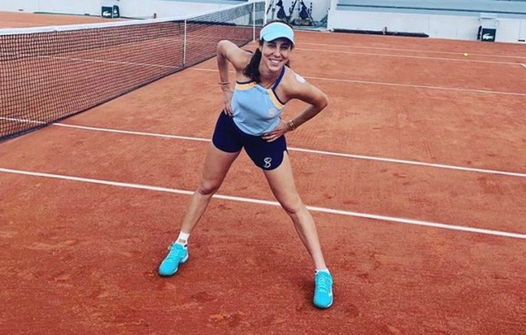 Mihaela Buzărnescu susține Tenis pentru Fapte Bune