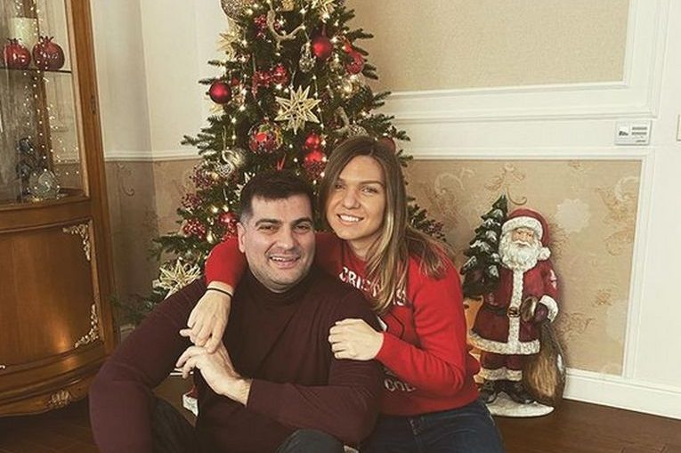 Simona Halep și iubitul ei, Toni Iuruc, și-au pus dorințe în fața bradului de Crăciun